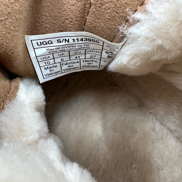 Ugg Funkarra Boots - Picture 12 of 15